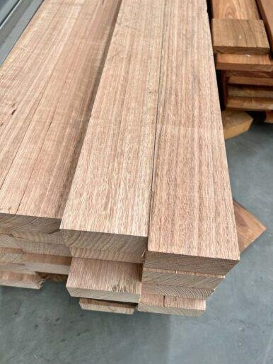 F17 KD hardwood chosen for strength, stability, and compliance.