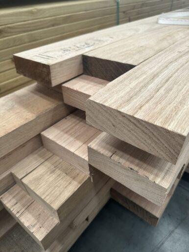 F17 KD Hardwood is widely specified in structural framing, beams, and joists.
