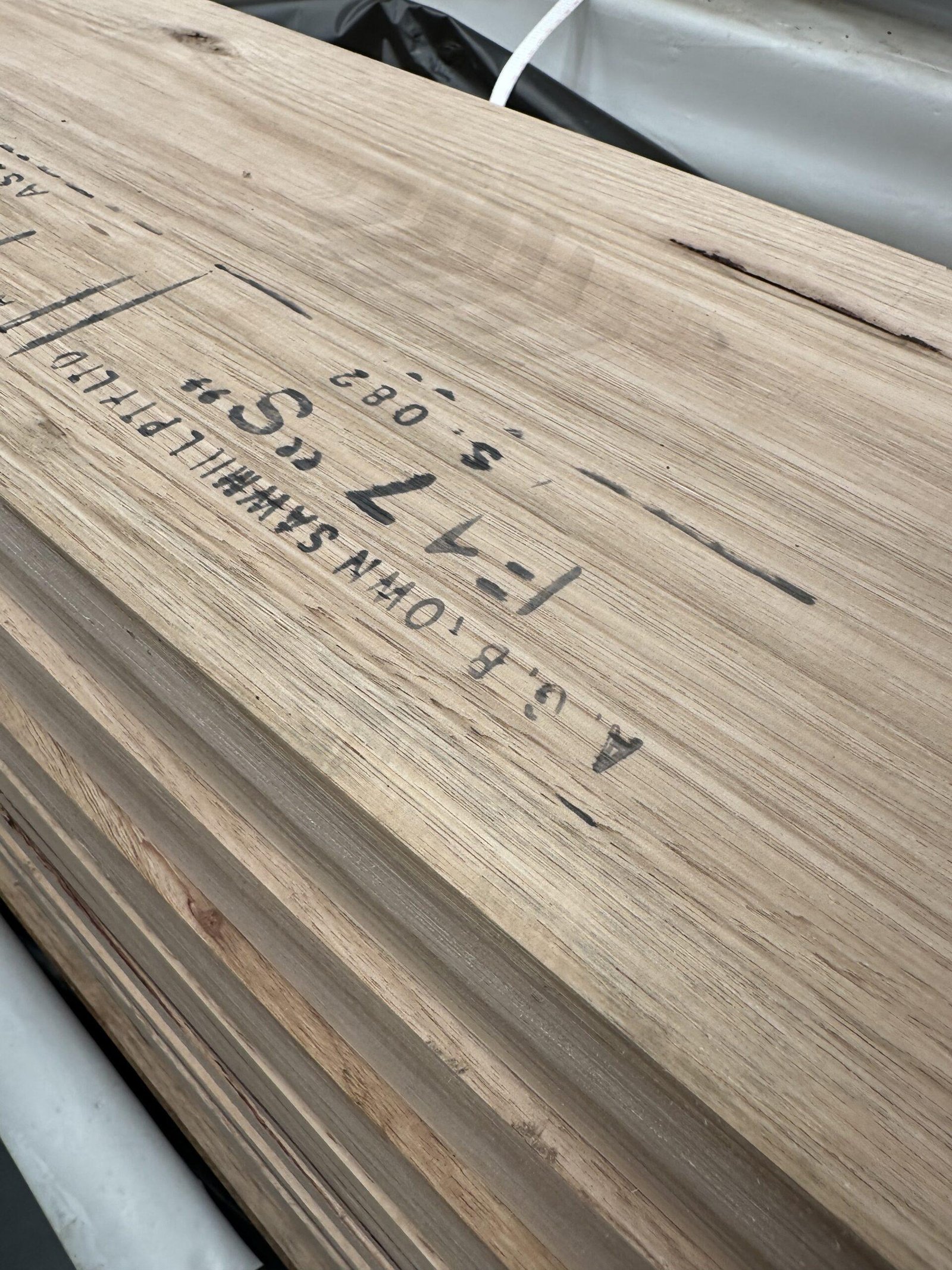 F17 KD Hardwood 240x45 - Image 3