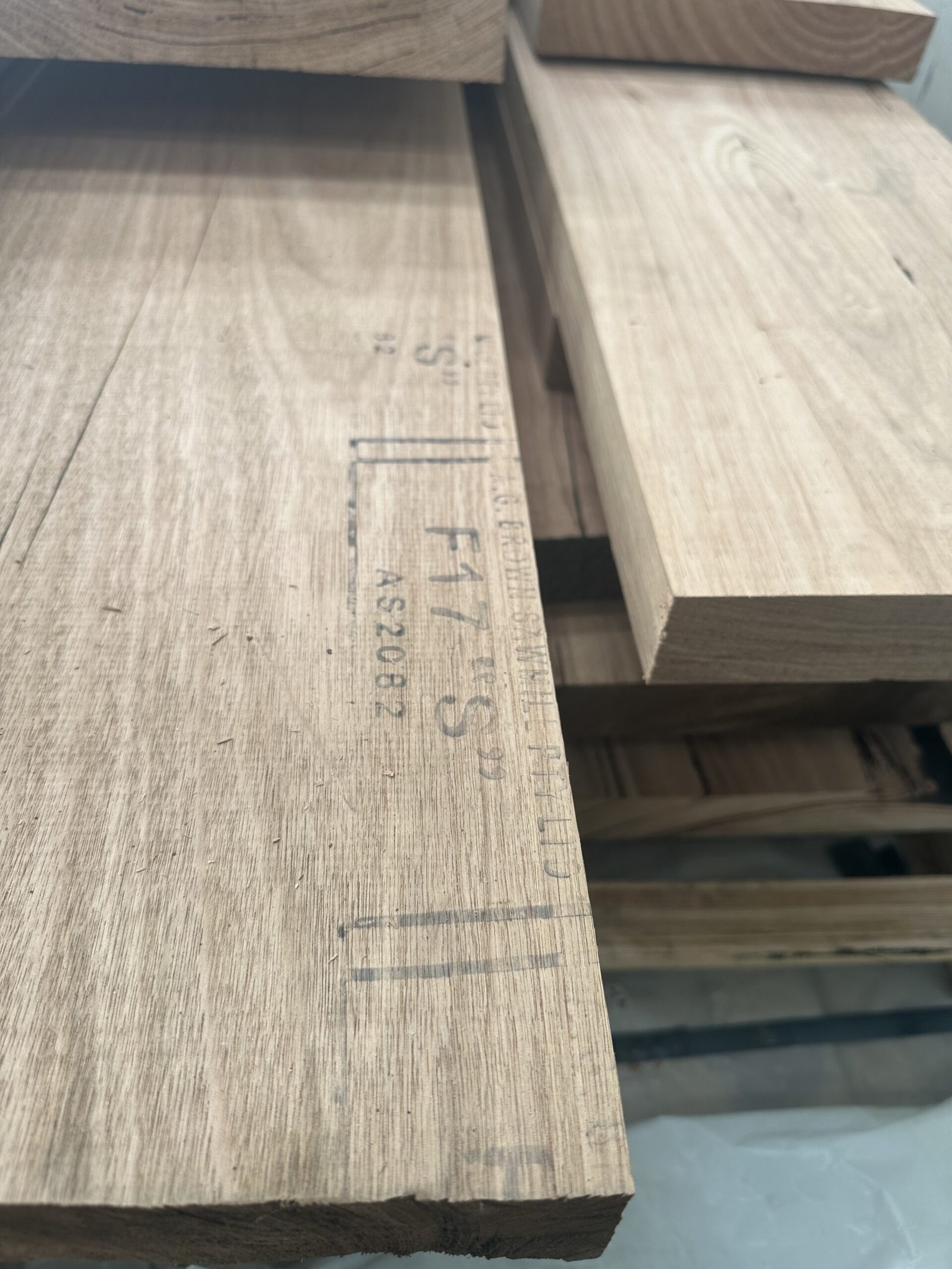 F17 KD Hardwood 290x45 - Image 3