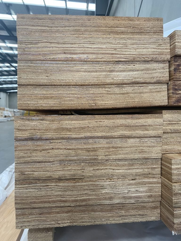 LVL F17/E14 H2S 400×45